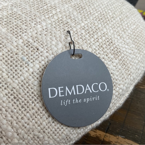 🌸Demdaco Pillow 20” Grateful Hearts - Picture 6 of 11